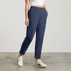 Everlane The Dream Pant in Navy Size Medium
